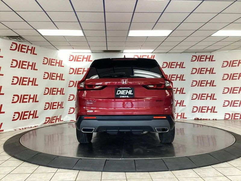 Used 2024  Honda Sport image 6