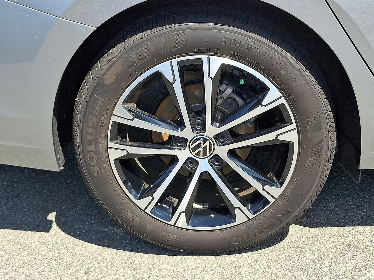 Certified Used 2025 Silver Volkswagen 1.5T Sport image 8