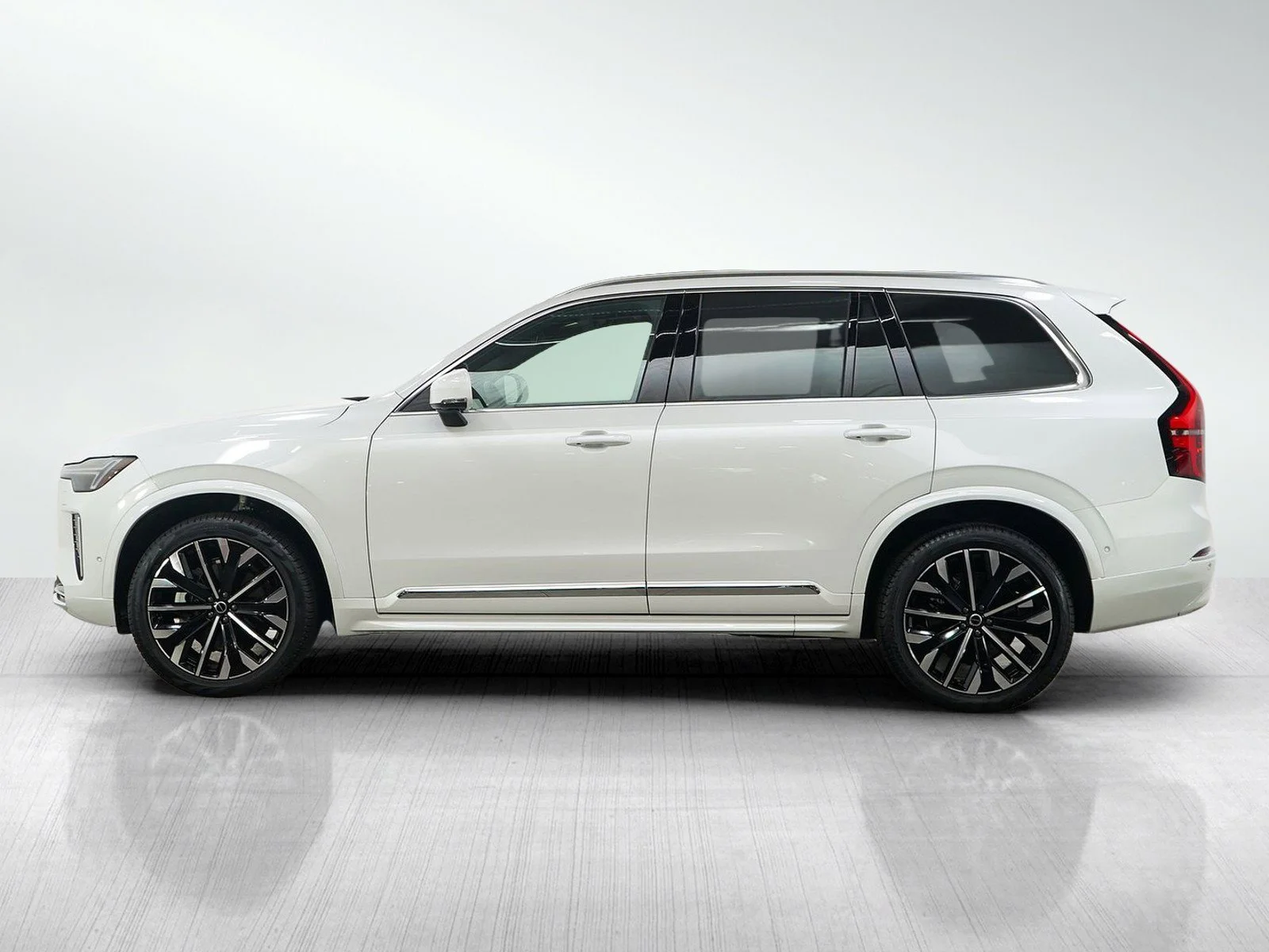 Used 2026 Volvo XC90 Plus with VIN YV4062PE1T1471663 for sale in Hopkins, Minnesota