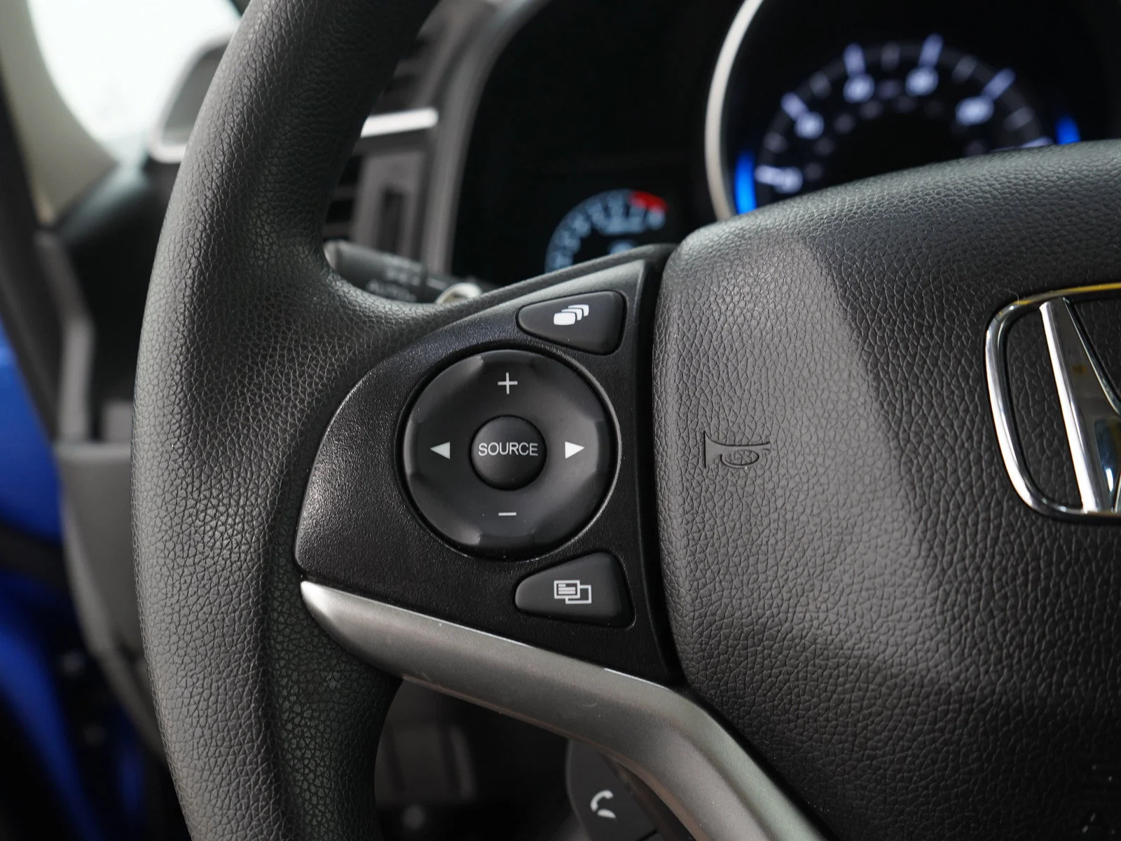 Used 2019 Blue Honda EX CVT image 23