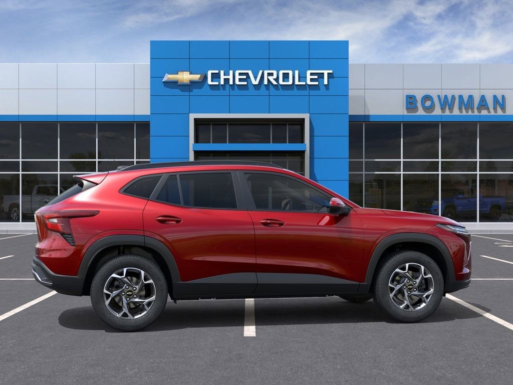 2026 Chevrolet Trax LT - Photo 6