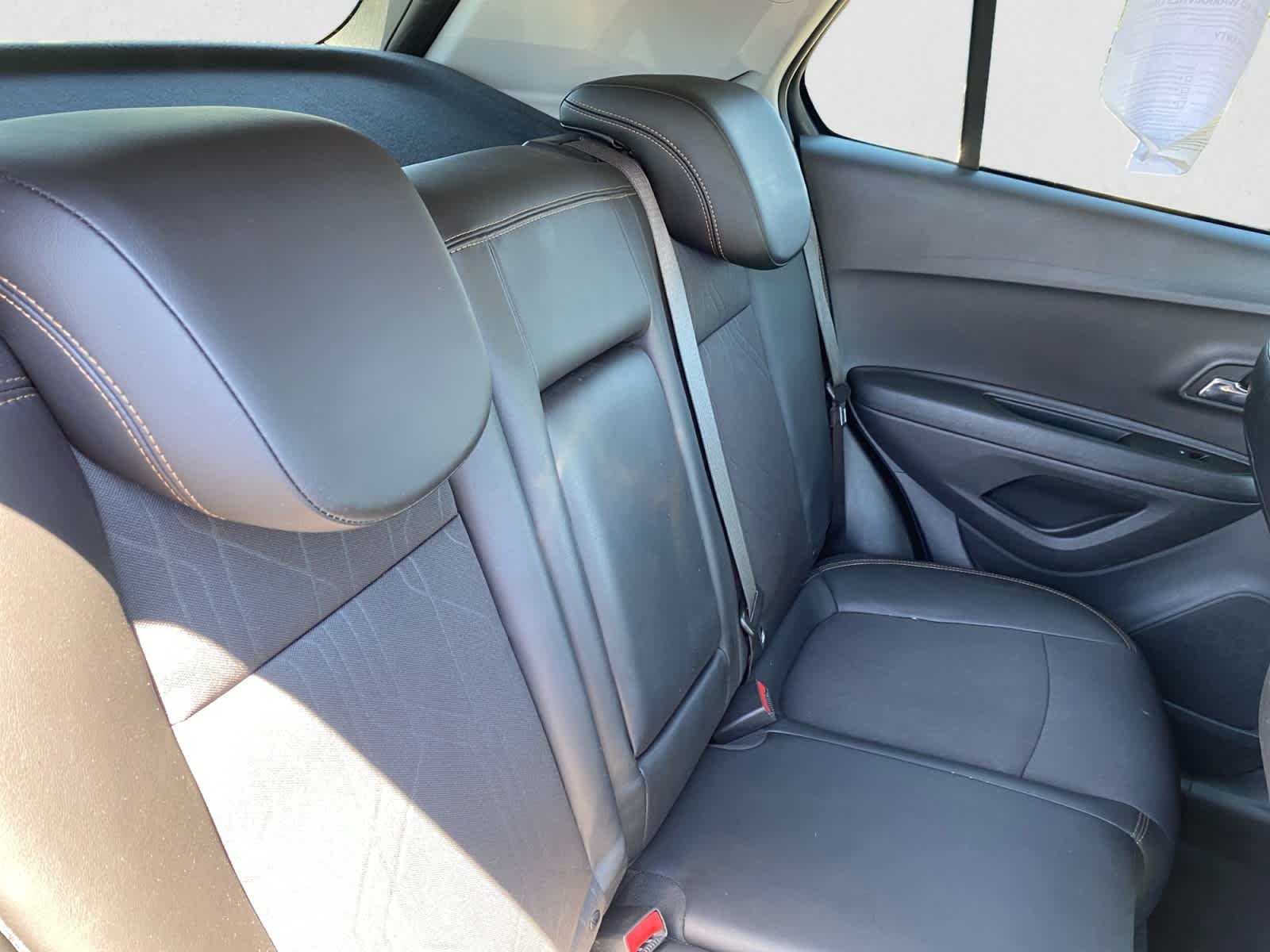 Used 2020 SATIN STEEL METALLIC Chevrolet LT image 23