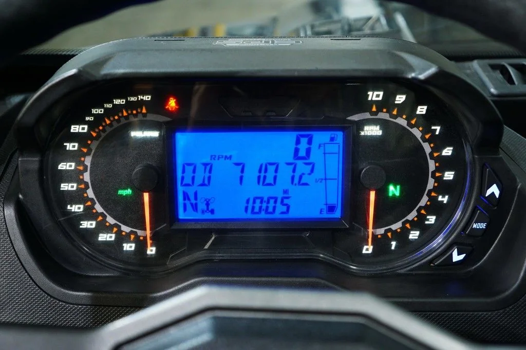 Used 2023 BLACK Polaris Premium image 7