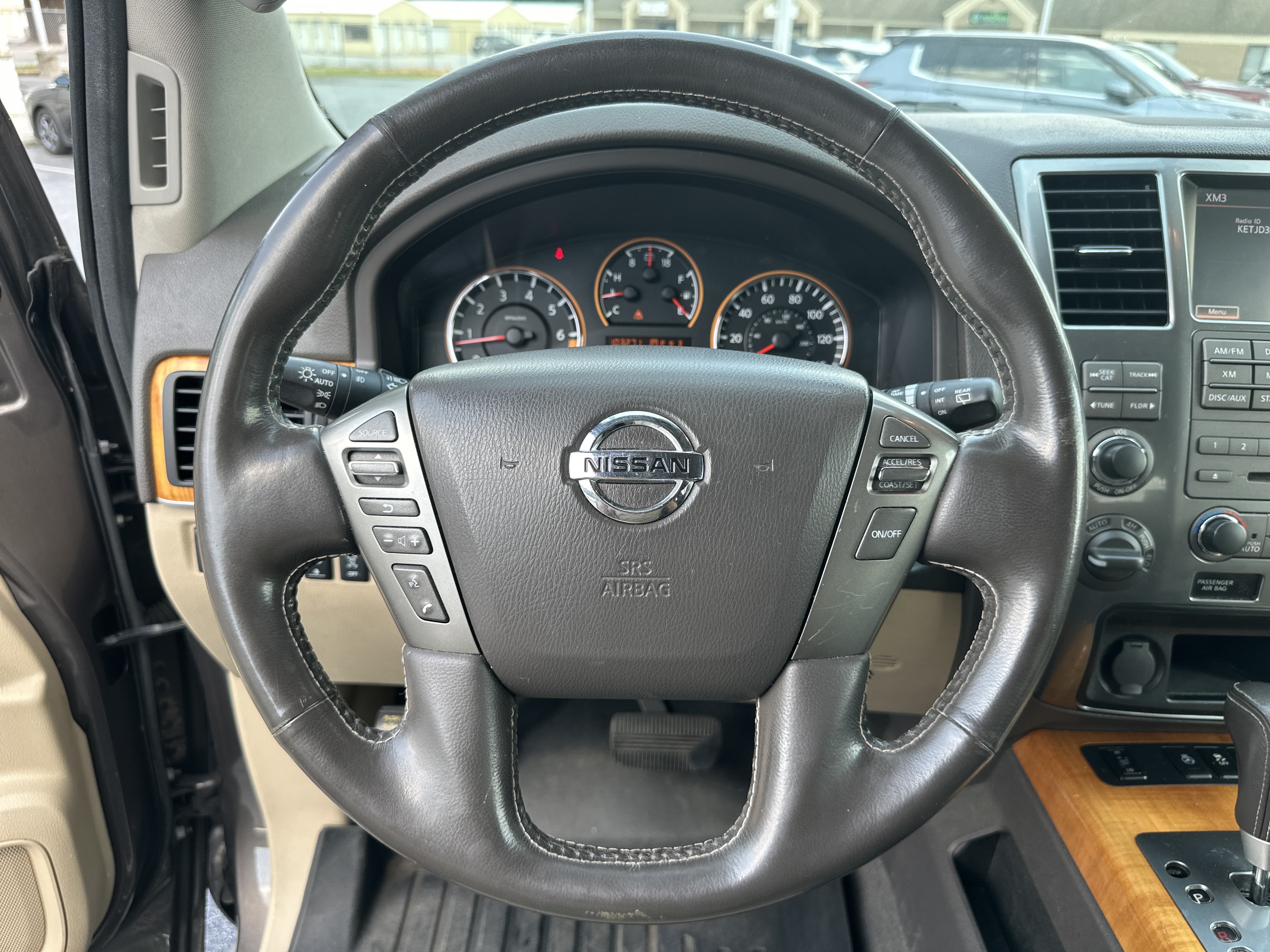 Used 2015 Java Metallic Nissan Platinum image 29