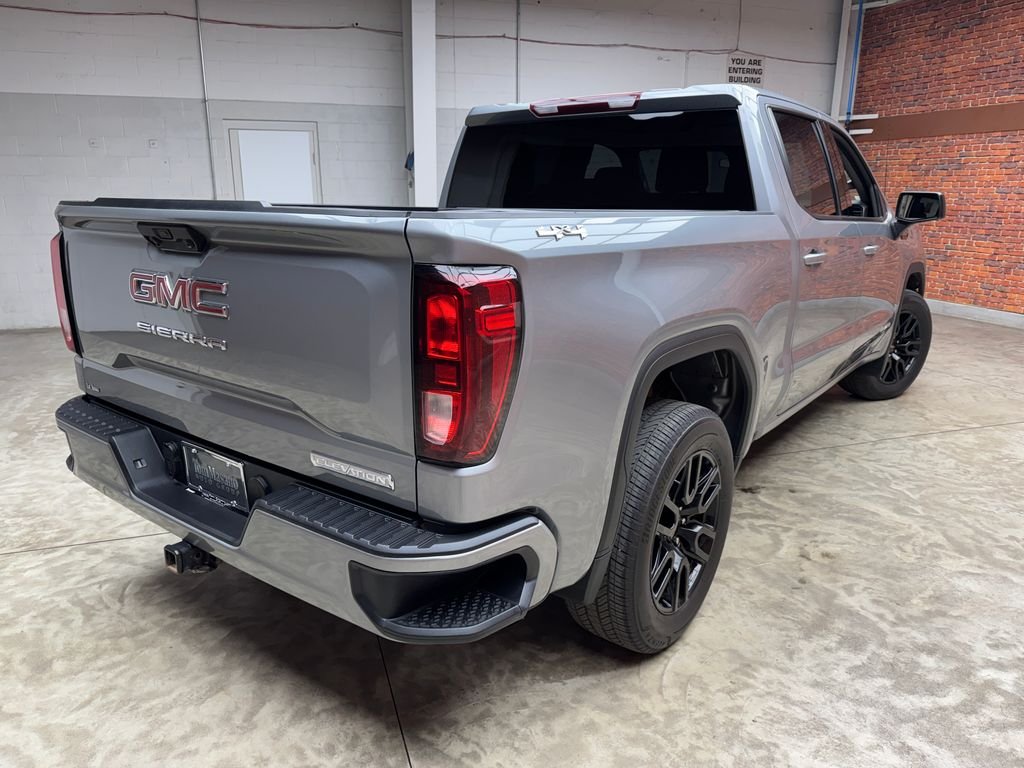 Used 2024 Silver GMC Elevation image 5