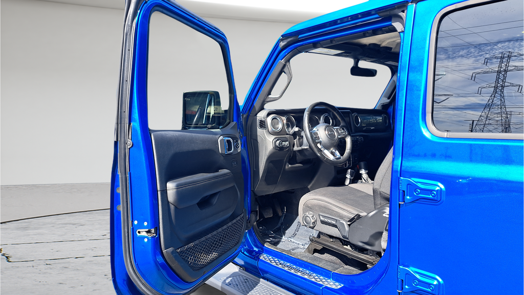 Used 2020 Blue Jeep Overland image 9