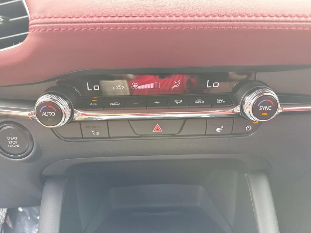 2026 Mazda Mazda3 Premium - Photo 29