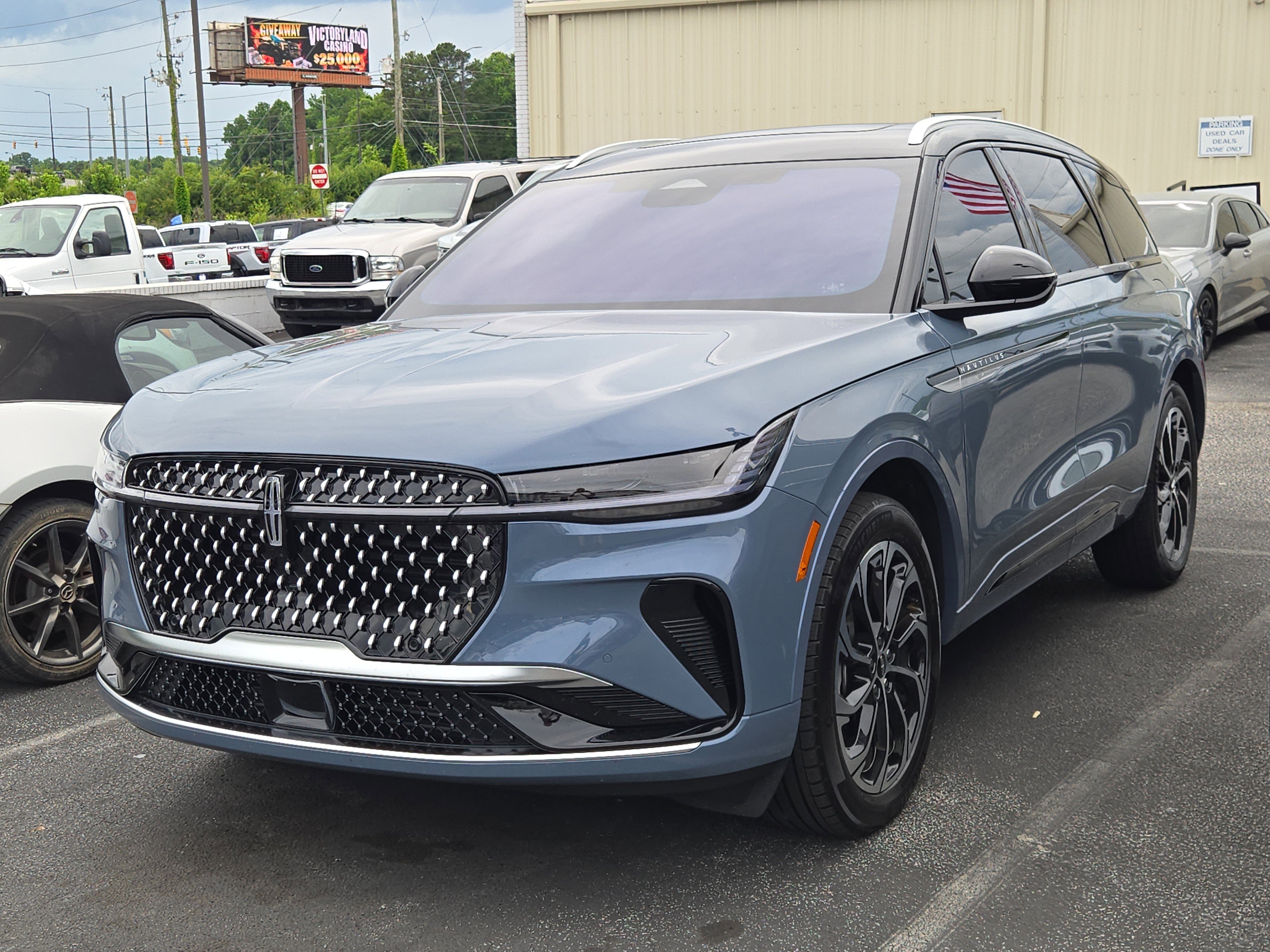 2026 Lincoln Nautilus Reserve AWD's photo