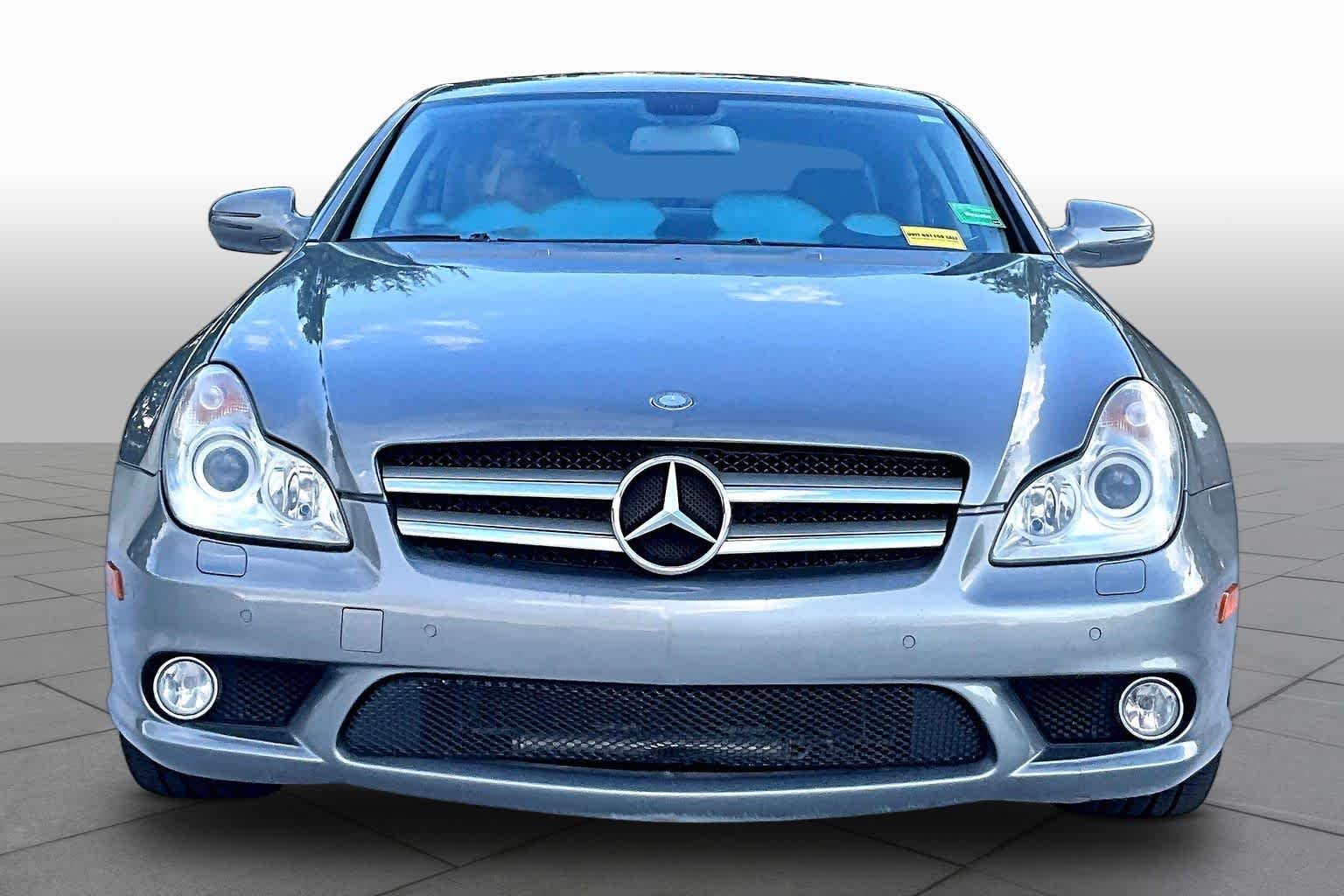 Used 2011 Flint Grey Metallic Mercedes-Benz CLS 550 image 3