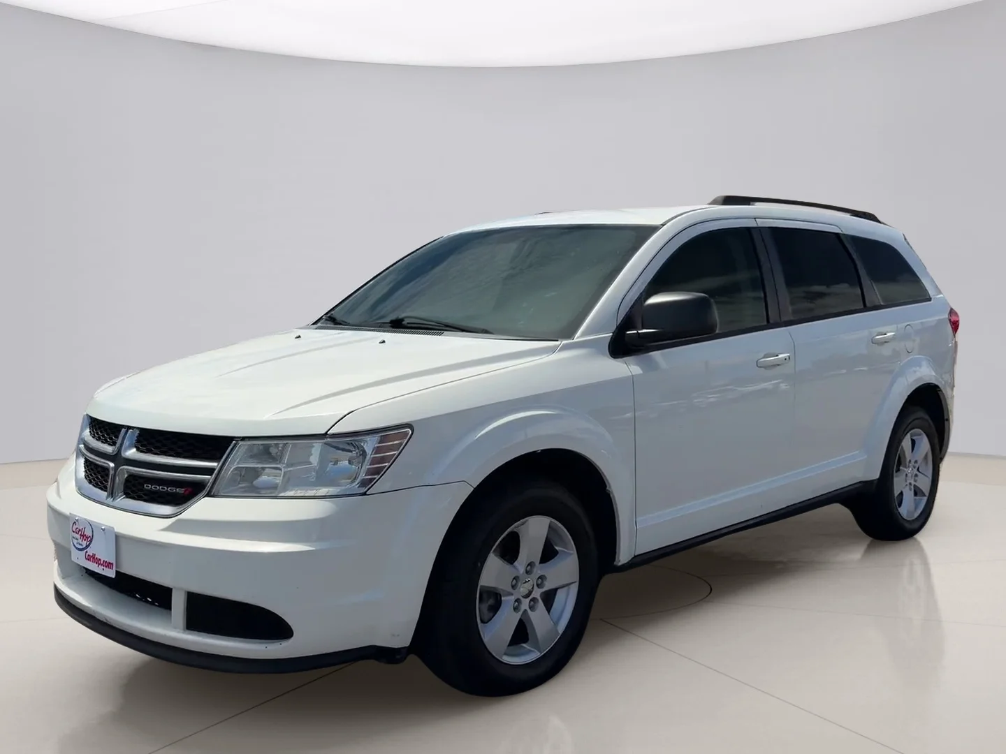 Used 2017 White Dodge SE image 1