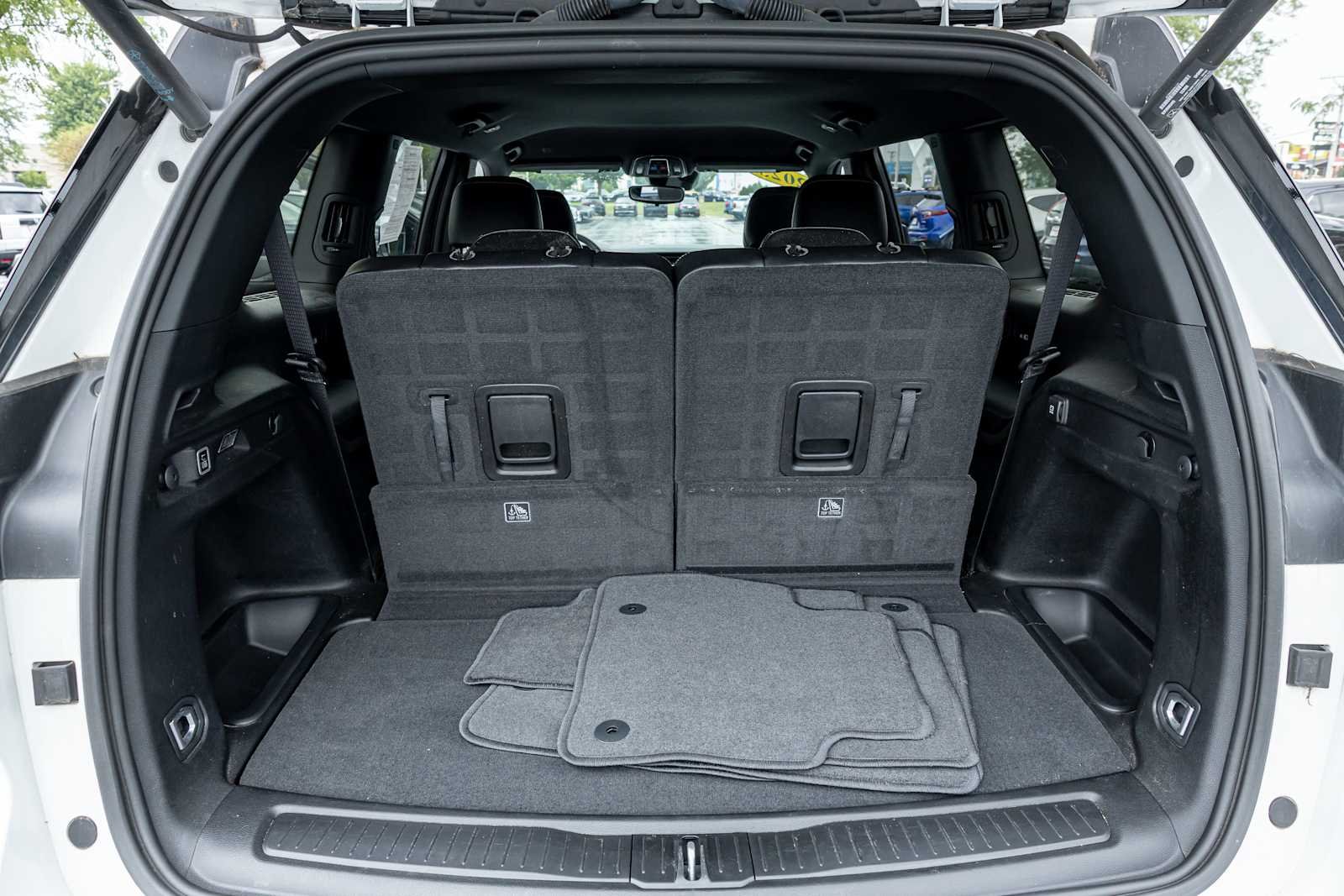 Used 2023 Bright White Clearcoat Jeep Altitude image 32
