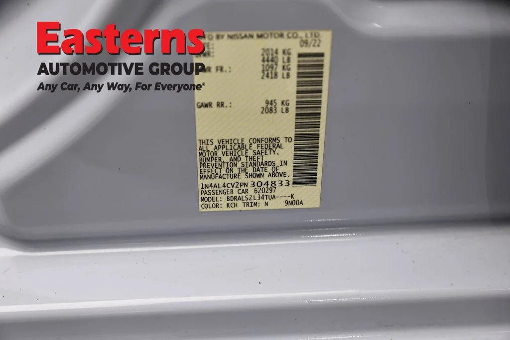 Used 2023 Gray Nissan 2.0 SR image 37