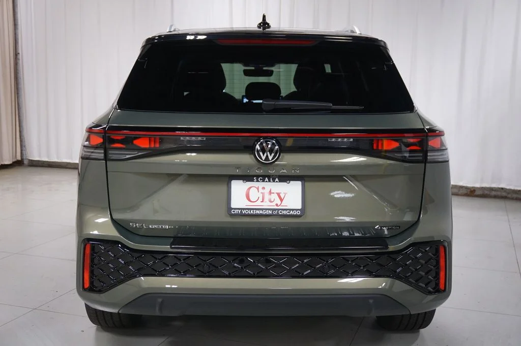 New 2026 Avocado Green w/Deep Black Roof Volkswagen 2.0T SEL R-Line Turbo image 6