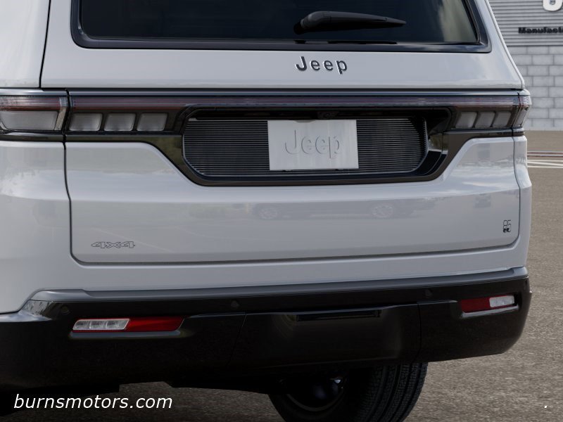 New 2026 Bright White Clear-Coat Exterior Paint Jeep 85th Anniversary image 13