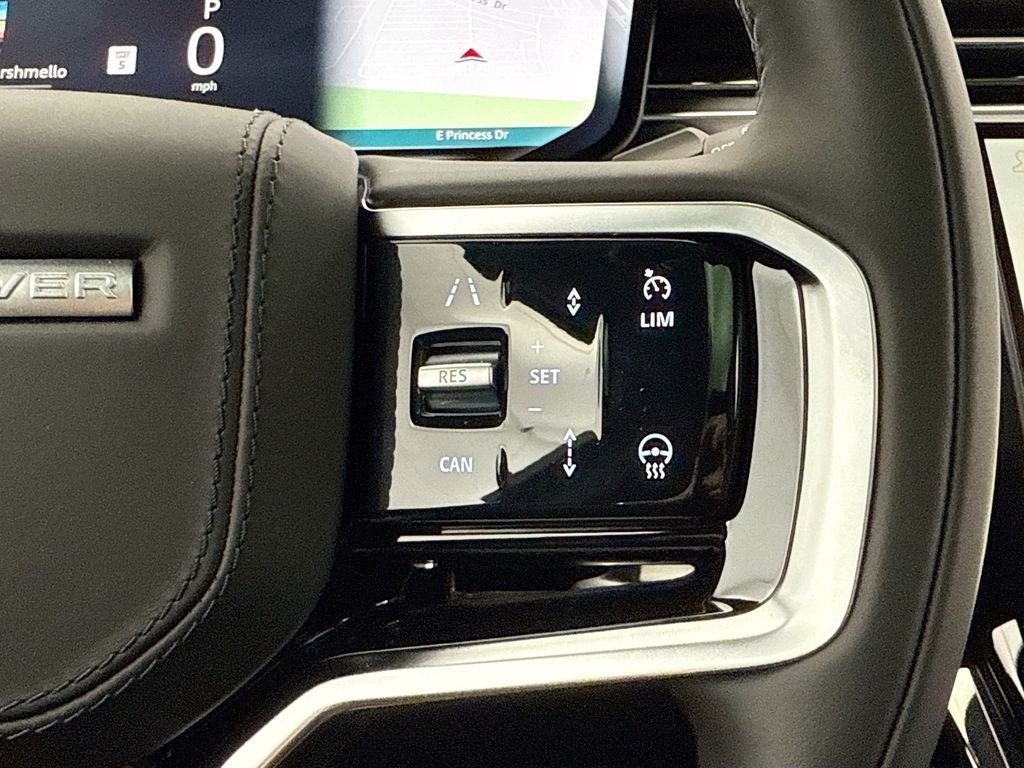 New 2026 Santorini Black LAND ROVER SE image 13