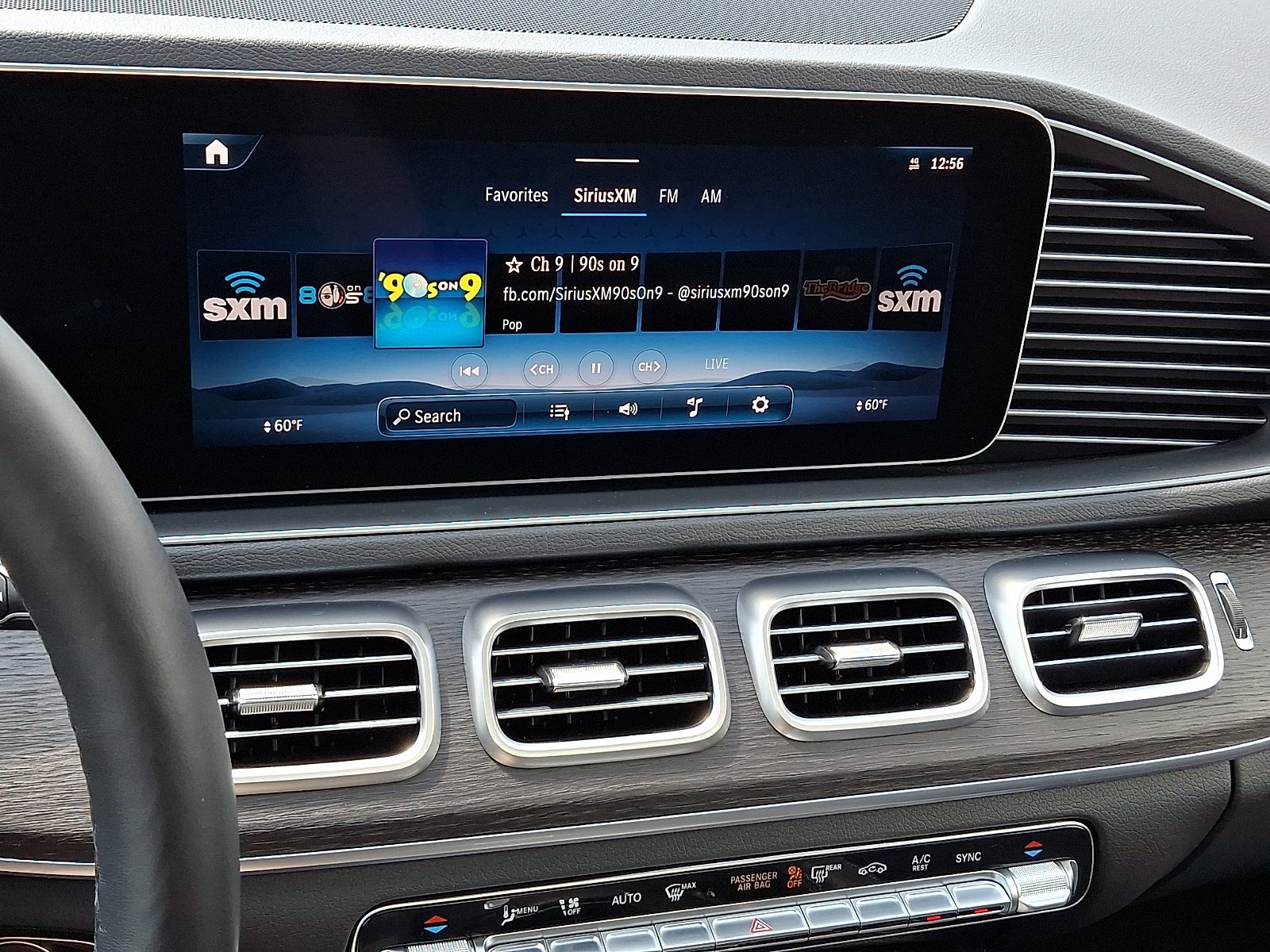 Certified Used 2026 Manufaktur Alpine Grey   956 Mercedes-Benz GLE 450 image 17