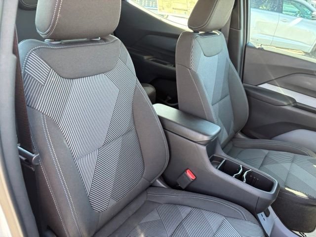 2027 Chevrolet Bolt LT - Photo 22