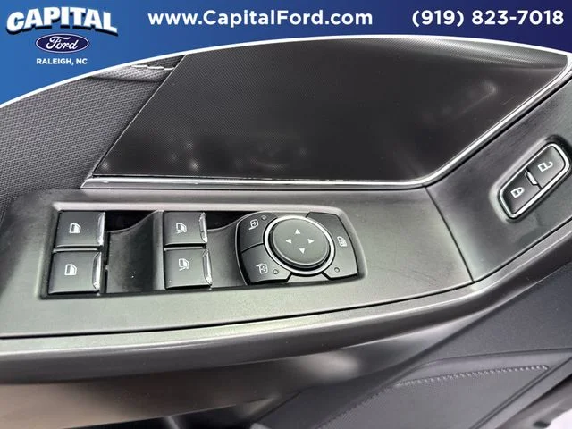Used 2024 White Ford XLT image 21