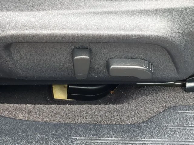 Used 2018 Blue Subaru 2.5i image 42