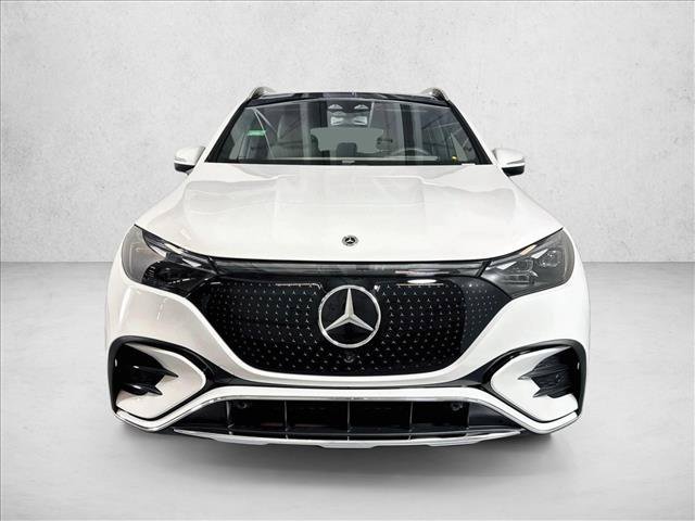 New 2027 Polar White Mercedes-Benz EQE 320+ image 31