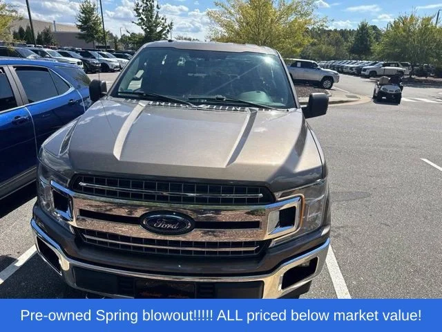 Used 2018 Gray Ford XLT image 2