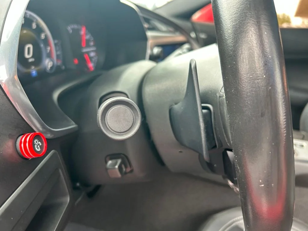 Used 2019 Red Chevrolet Grand Sport image 33