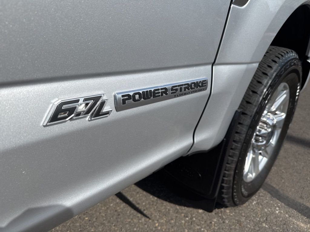 Used 2019 Silver Ford Platinum image 11