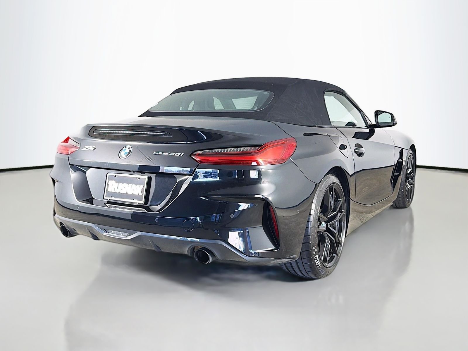 Certified Used 2021 Black Sapphire Metallic BMW sDrive30i image 7