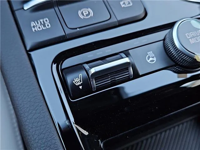 New 2026 Snow White KIA GT-Line All-Wheel Drive image 19
