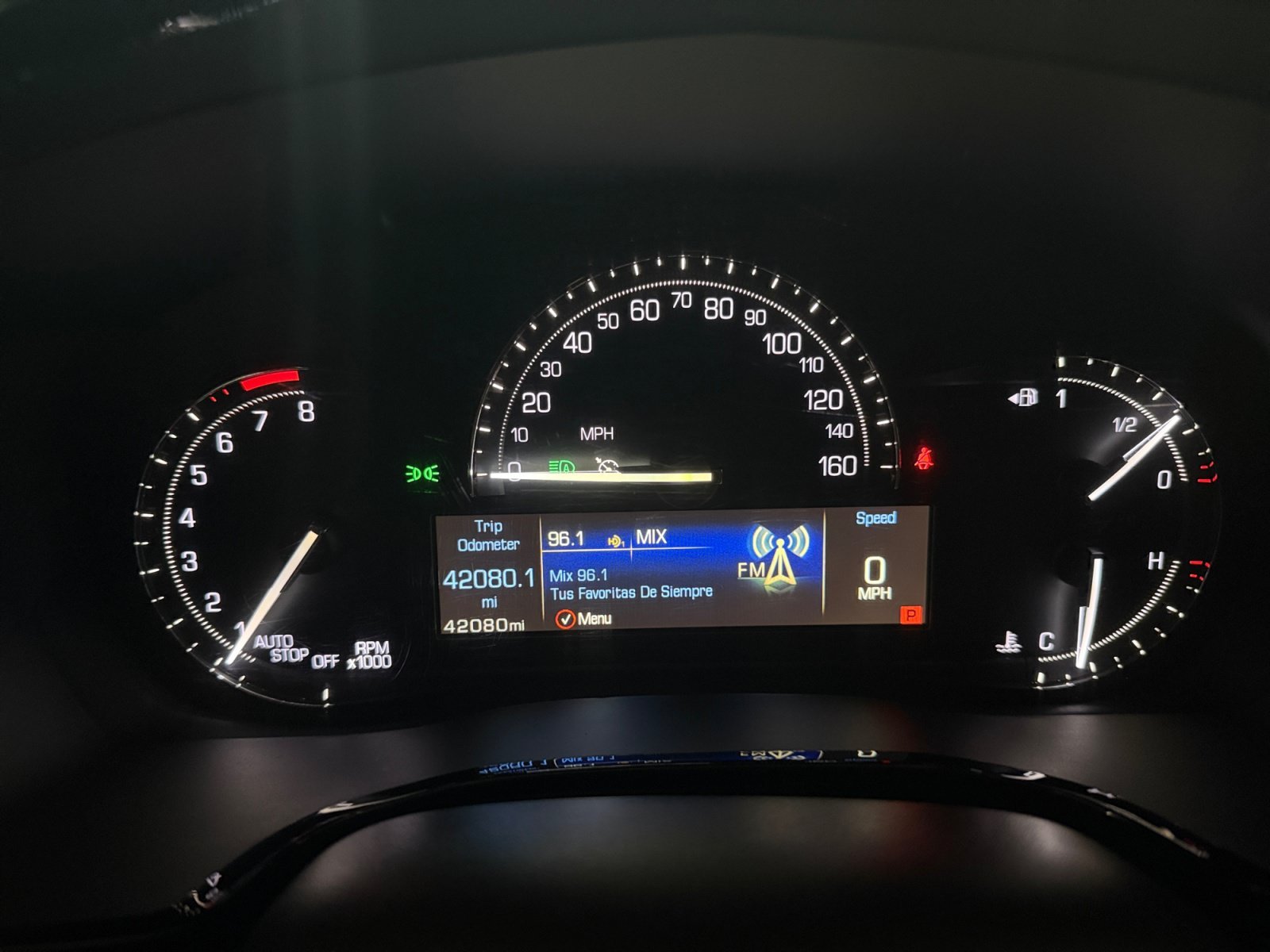 Used 2019 Crystal White Tricoat Cadillac Premium Luxury FWD image 16