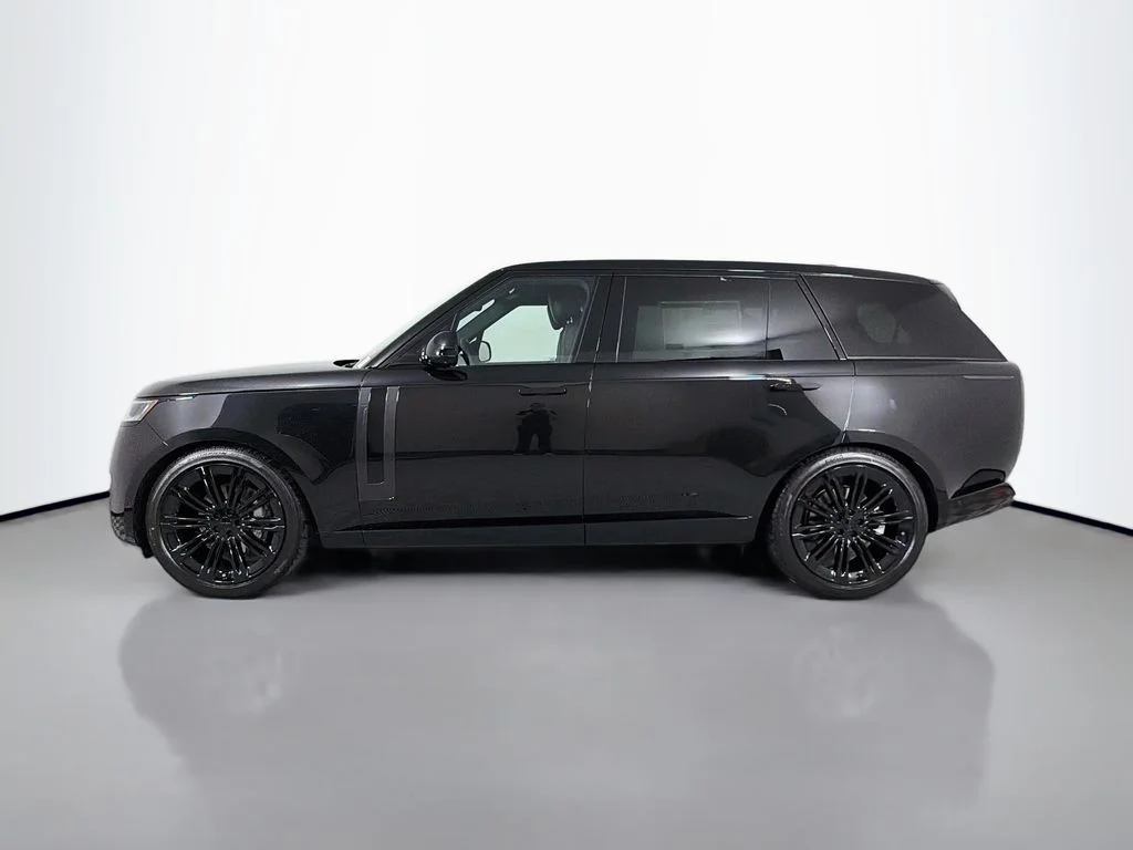 New 2026 Santorini Black Land Rover SE 7 Seats image 8