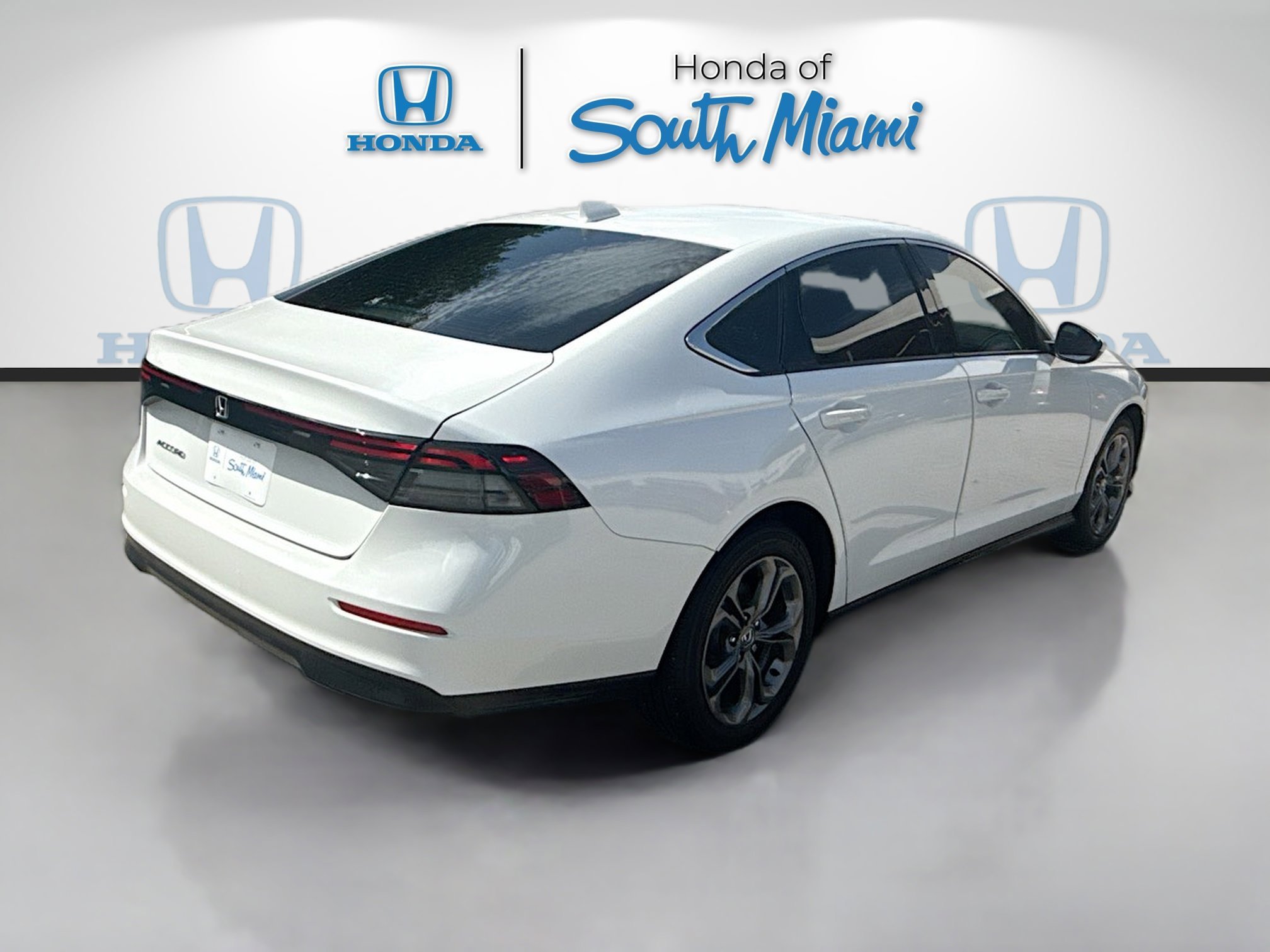 2023 Honda Accord EX - Photo 7