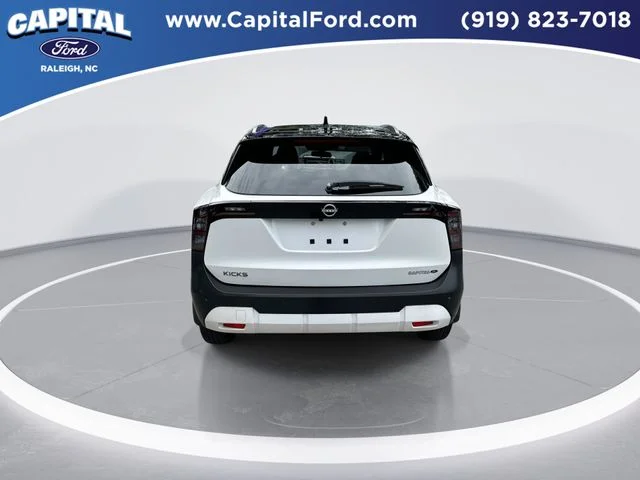 Used 2025 White Nissan SV image 7