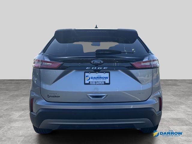 Used 2022 Silver Ford SEL image 4