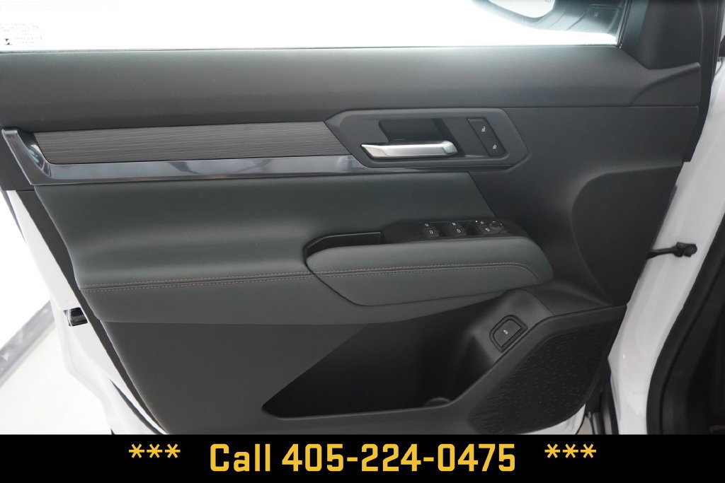 2027 GMC Terrain AT4 - Photo 15