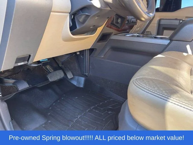 Used 2012  Ford Lariat image 8