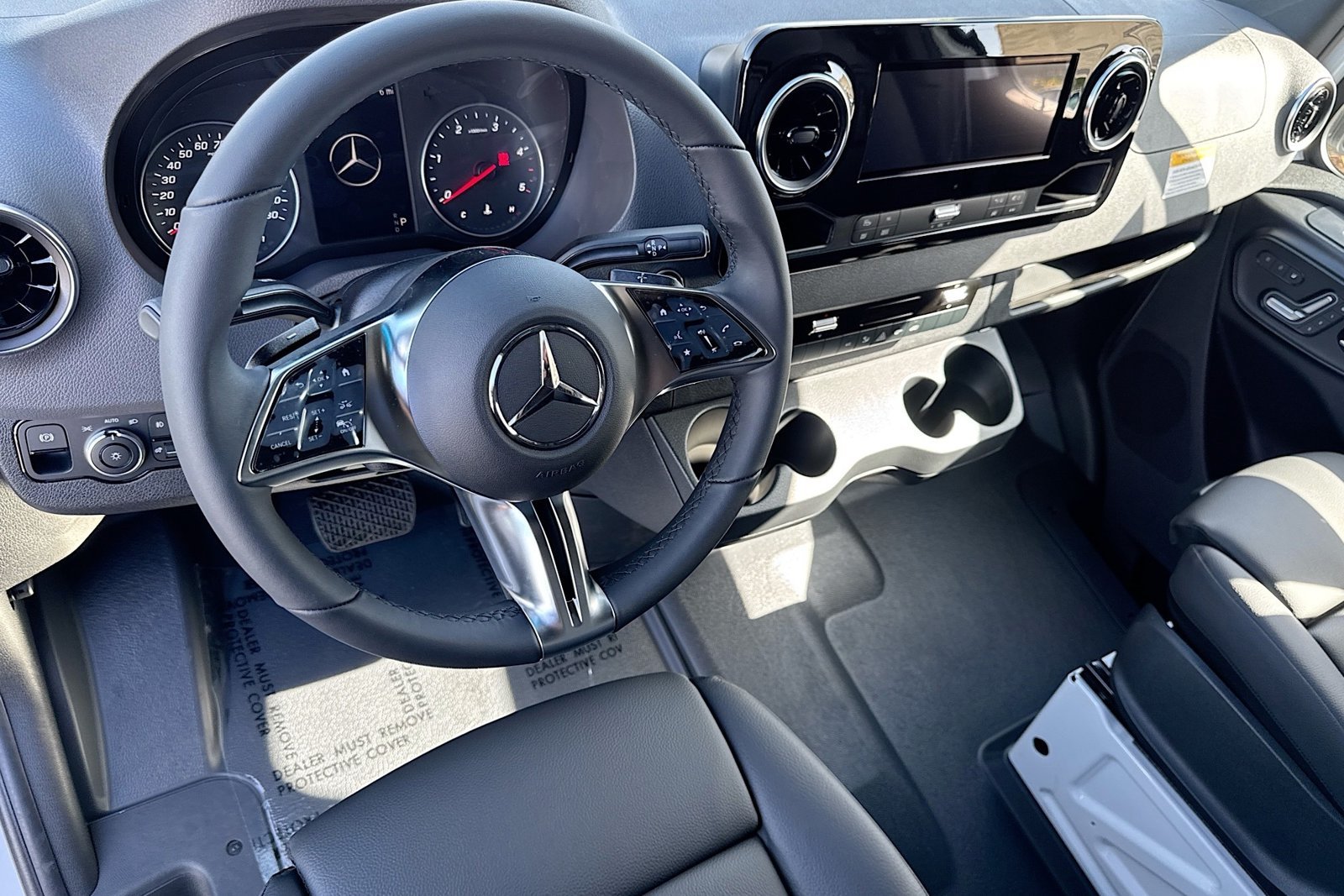 New 2026 Arctic White Mercedes-Benz  image 9