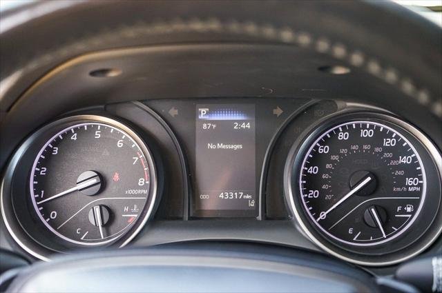 Certified Used 2021 PREDAWN GRAY MICA Toyota  image 21