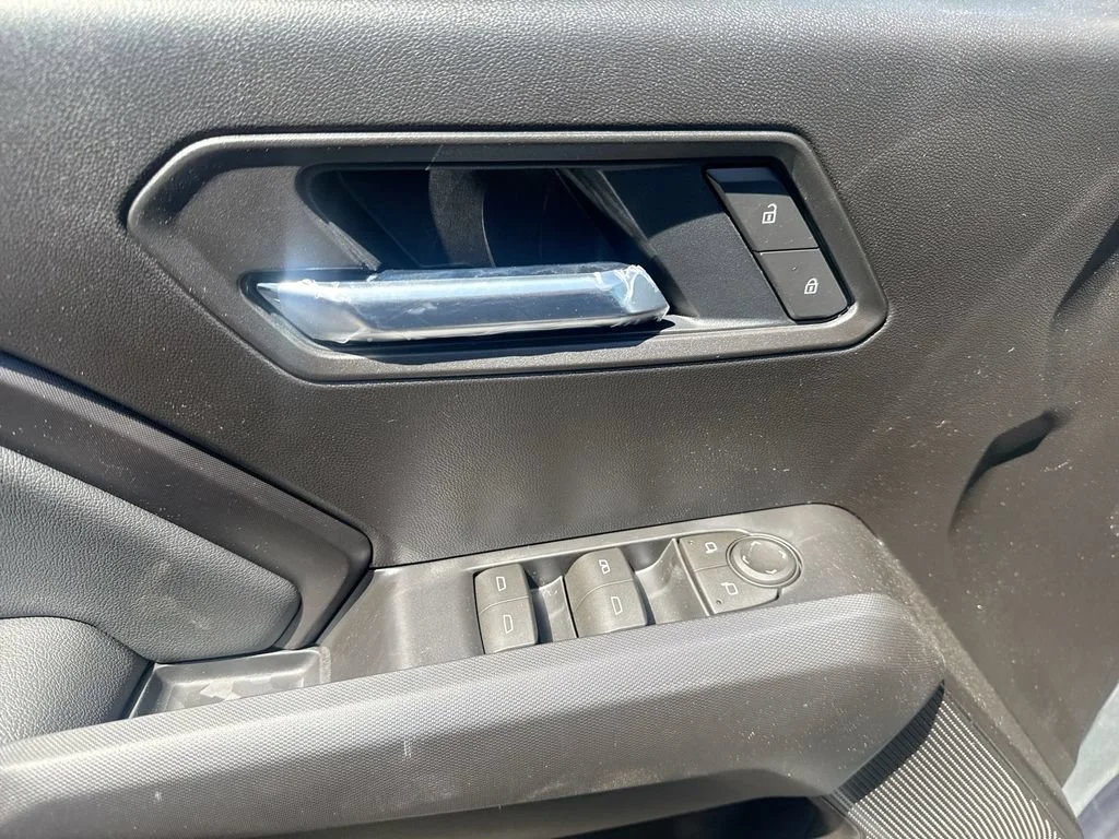 New 2026 Sterling Metallic GMC Elevation image 24