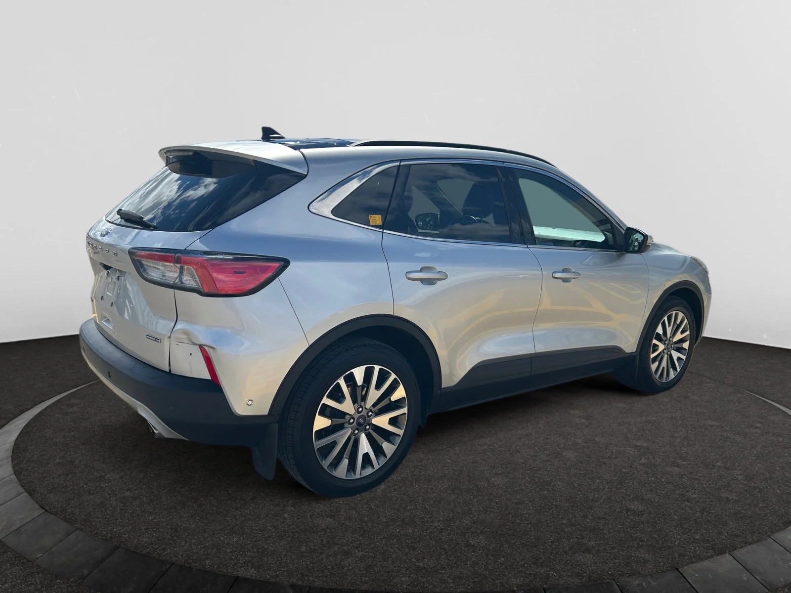 Used 2020 SILVER Ford TITANIUM HYBRID AWD image 5