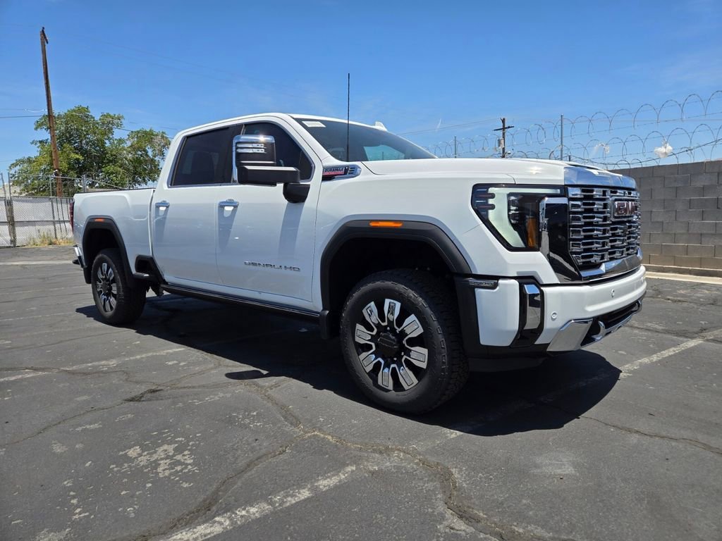 2026 GMC Sierra 4WD Crew Cab Standard Box Denali's photo