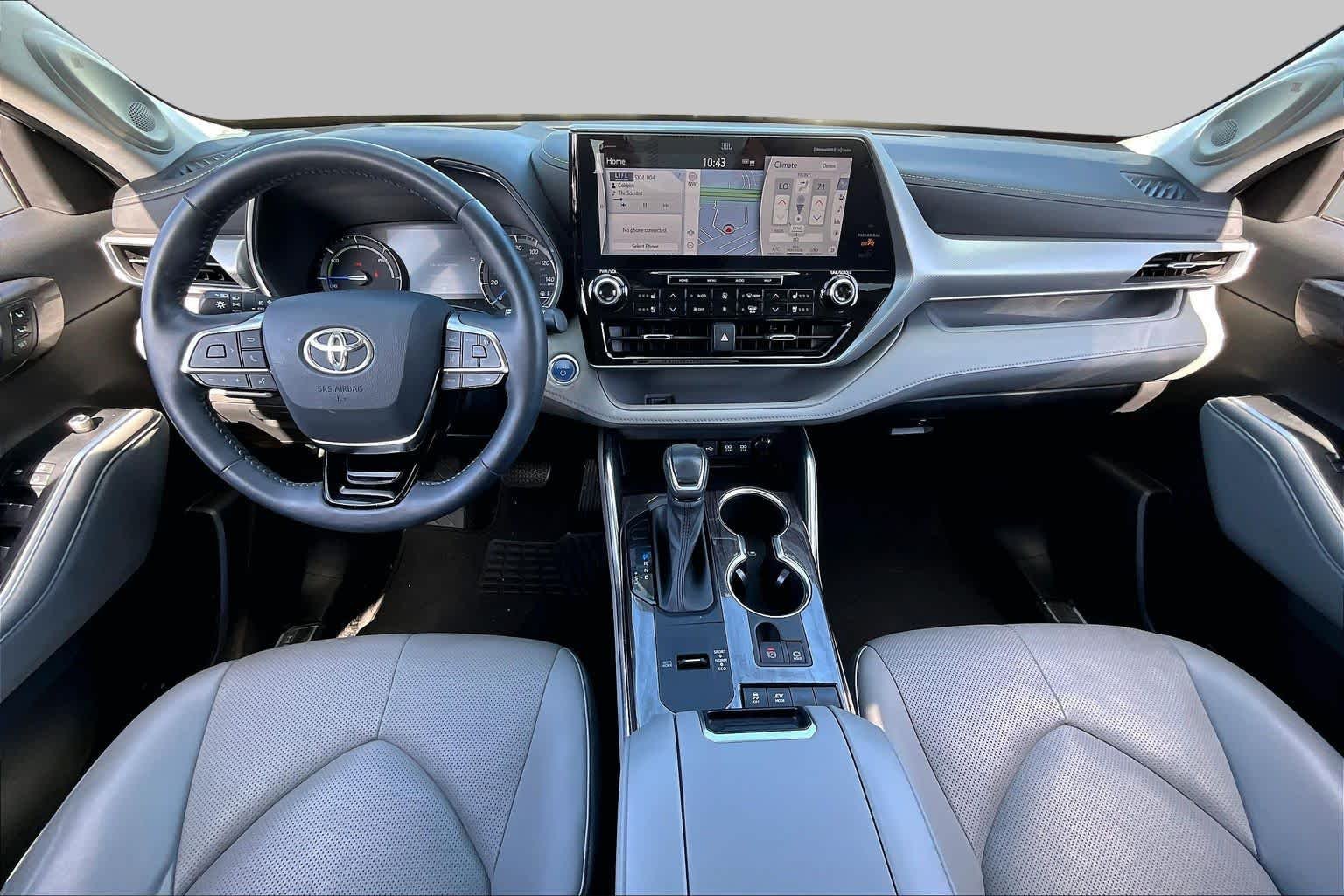 Used 2021 Moon Dust Toyota Hybrid Platinum image 14
