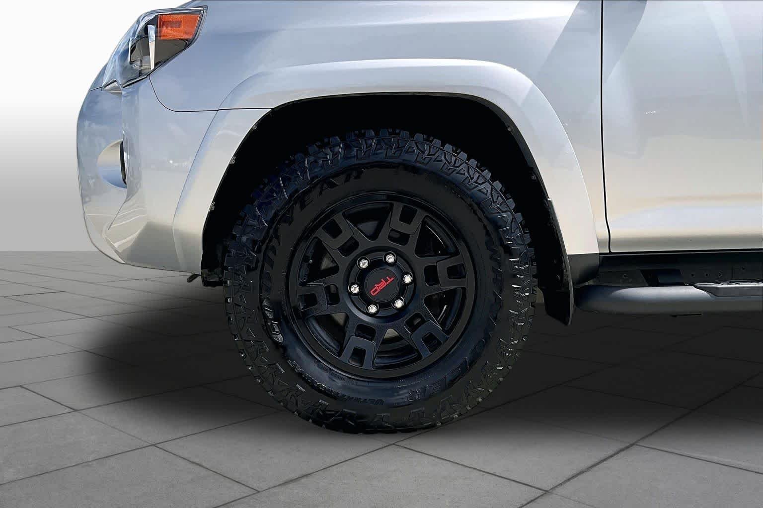 Used 2022 Classic Silver Metallic Toyota SR5 Premium image 11