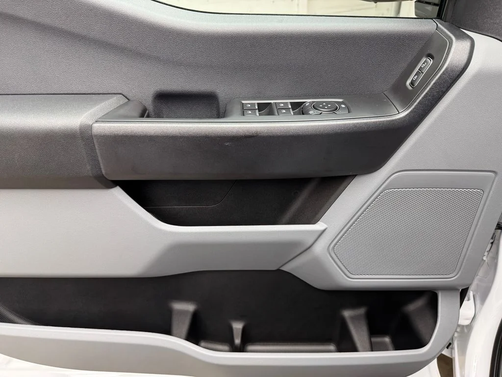 New 2026 Oxford White Ford F-250® XL image 10