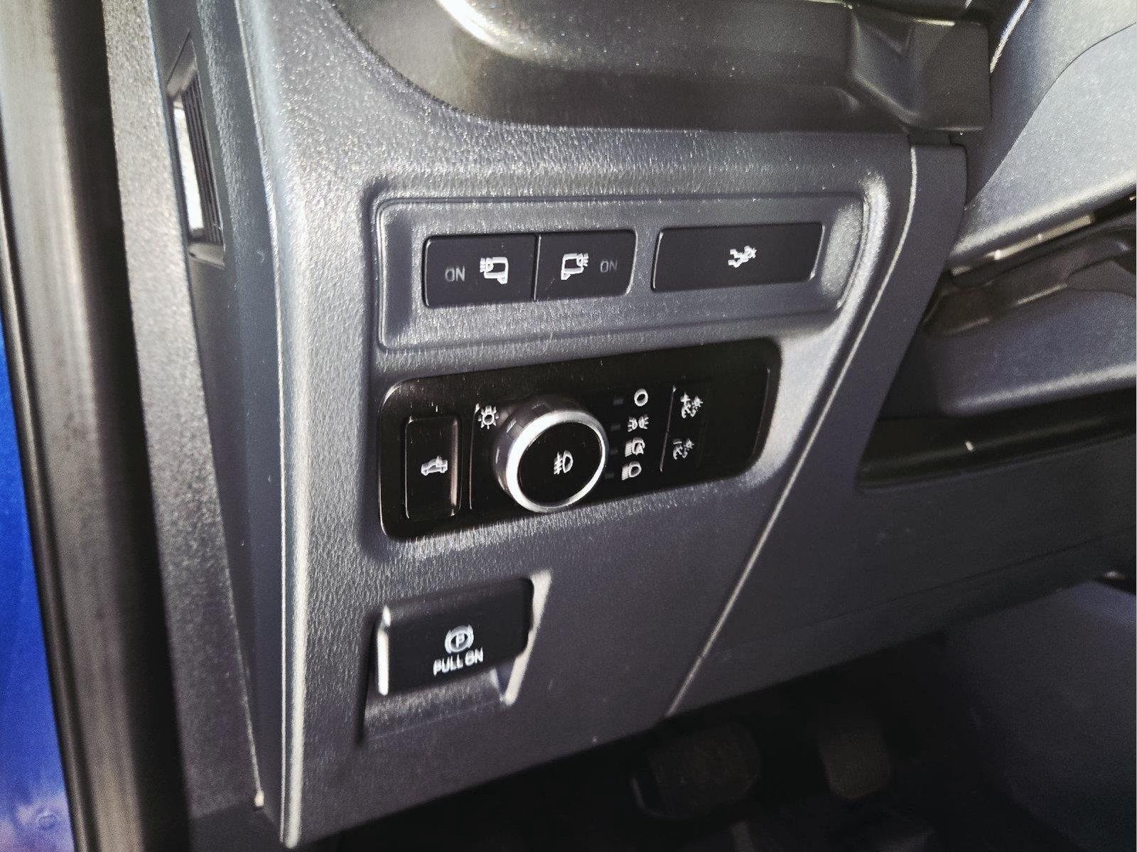 Used 2023 Atlas Blue Ford XLT image 33