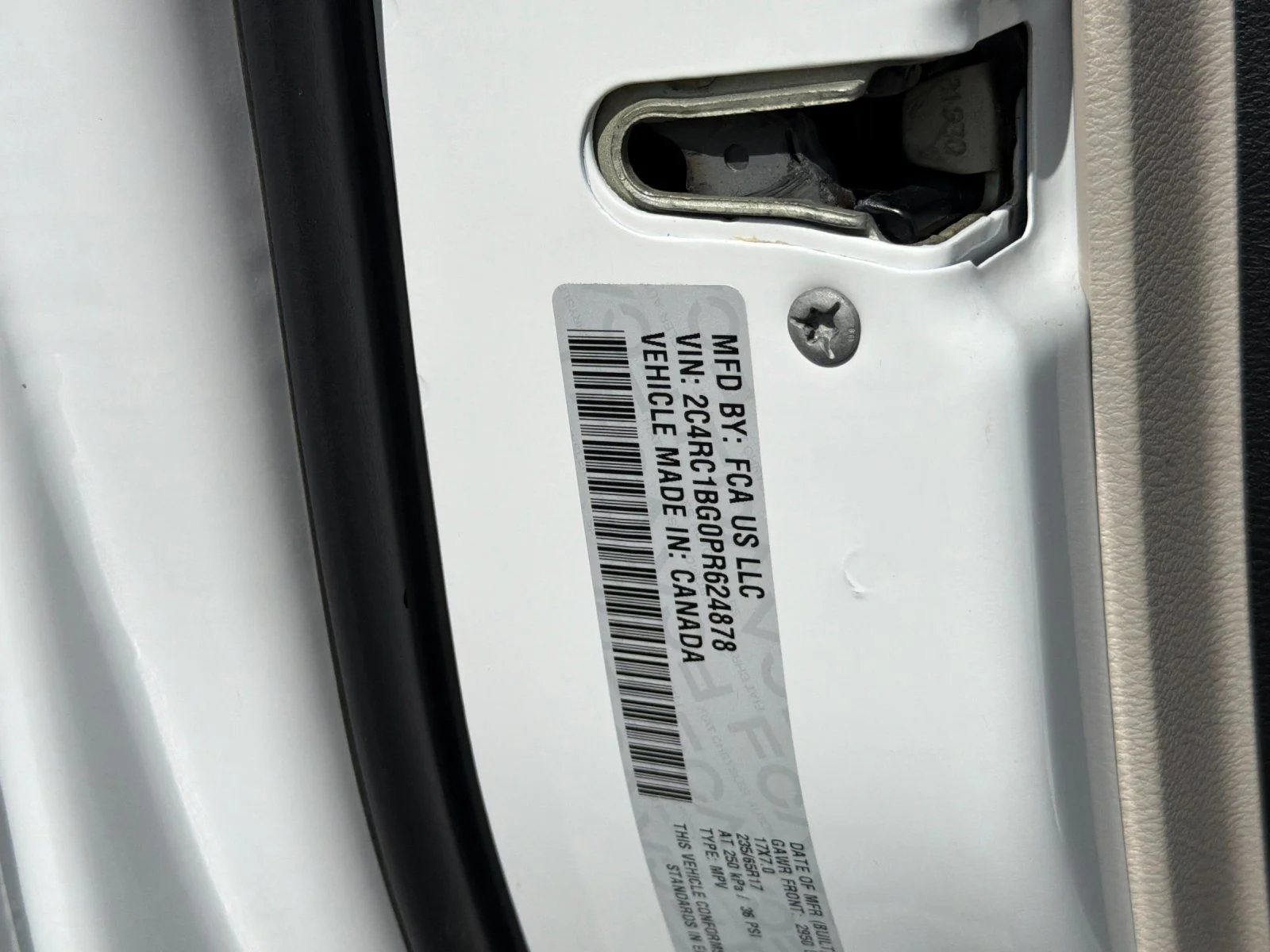 Used 2023 White Chrysler Touring L image 31