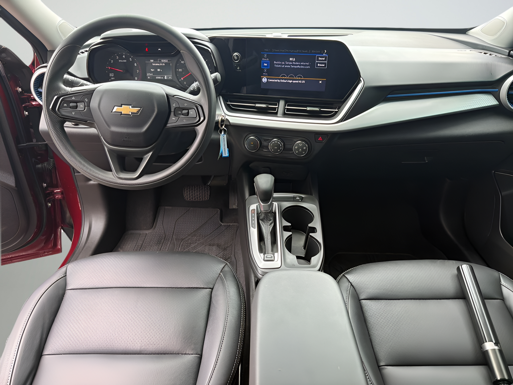 Used 2025 Red Chevrolet LS image 26