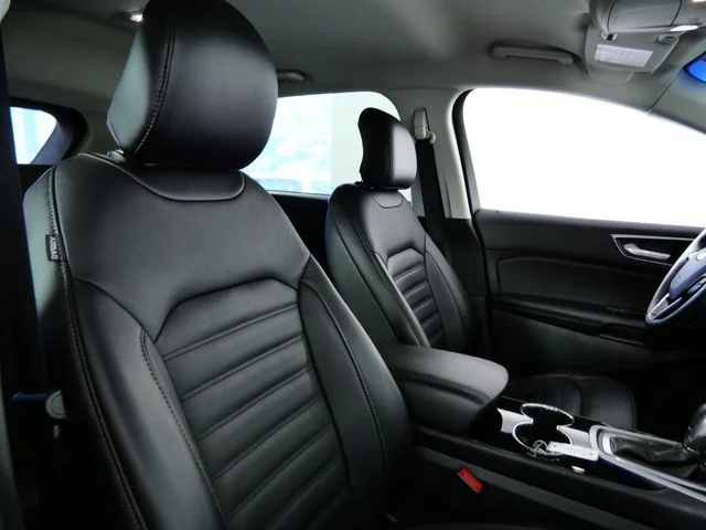 Used 2016 Blue Ford SEL image 12