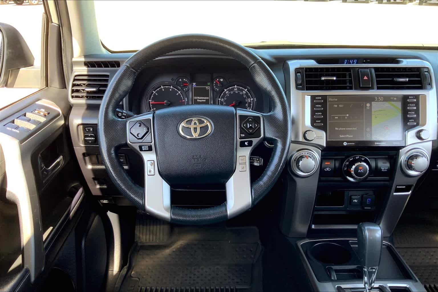 Used 2023 Classic Silver Metallic Toyota SR5 Premium image 9