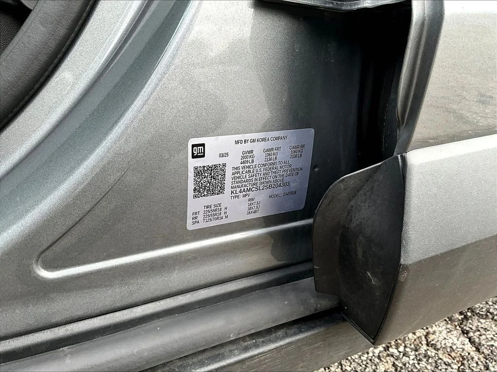 Used 2025 Gray Buick Preferred image 20